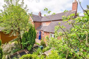 Photo 33- click for photo gallery